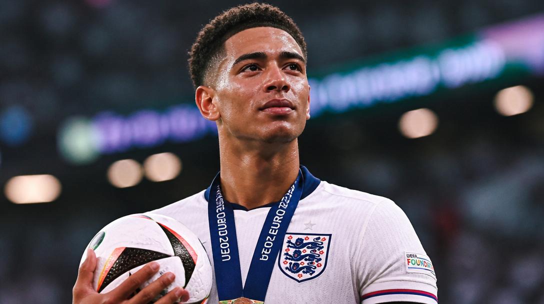 England vann VM-brons med Sakas hattrick – bästa placeringen på 60 år