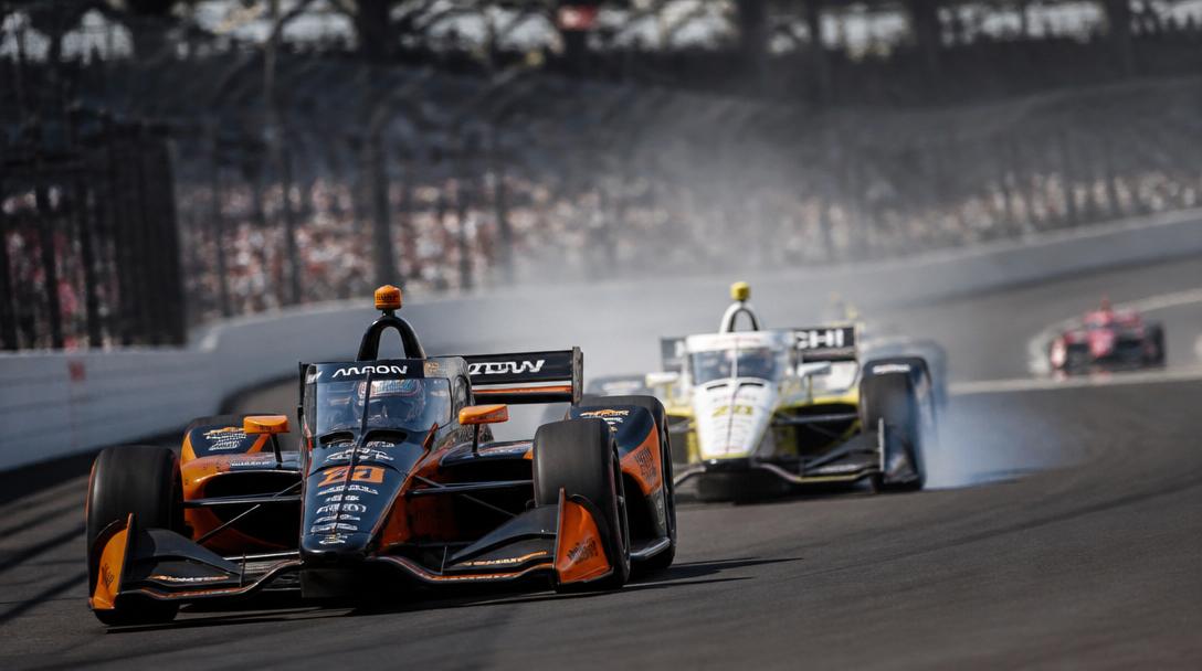 Felix Rosenqvist vann Indy 500 efter otrolig upphämtning på sista varvet