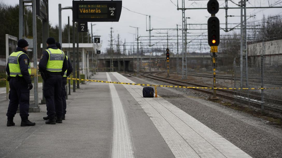 Tågtrafiken i Älmhult stoppades efter larm om misstänkt föremål